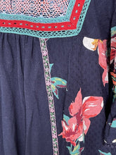 Load image into Gallery viewer, Anthropologie Embroidered Top Short Sleeve S
