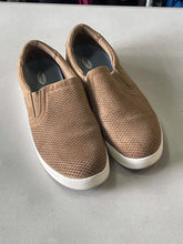 Load image into Gallery viewer, Dr Scholl's slip on sneakers 7