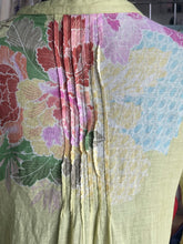 Load image into Gallery viewer, Sundance flower printed top S