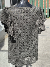 Load image into Gallery viewer, Halogen eyelet top S