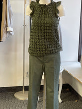 Load image into Gallery viewer, Banana Republic pants 2