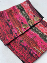 Load image into Gallery viewer, leopards & Roses Scarf