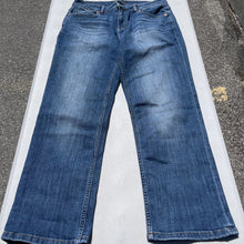 Load image into Gallery viewer, Dish Jeans High Rise Straight 31x27