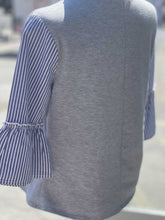 Load image into Gallery viewer, Anthropologie moiety top M