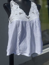 Load image into Gallery viewer, Lucky Brand Tank Top S