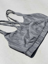 Load image into Gallery viewer, Lululemon Sports Bra 8