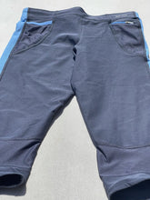 Load image into Gallery viewer, Nike Sportswear Long Shorts S