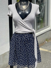 Load image into Gallery viewer, mi ami Heart pattern skirt lined S