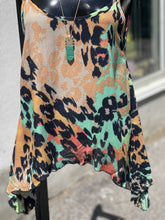 Load image into Gallery viewer, Olivaceous Cheetah Print sleevless Top S