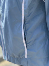 Load image into Gallery viewer, Nike Sportswear Shell XS