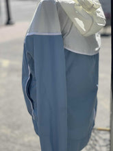 Load image into Gallery viewer, Nike Sportswear Shell XS