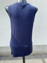 Load image into Gallery viewer, Banana Republic Knotted Hem Tank Top S