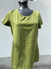 Load image into Gallery viewer, arc'teryx T Shirt L