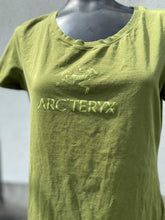 Load image into Gallery viewer, arc'teryx T Shirt L