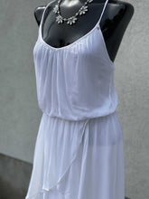 Load image into Gallery viewer, Guess Layered High Low Dress M