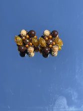 Load image into Gallery viewer, Clip On Brown Bead Earrings