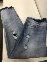 Load image into Gallery viewer, Dynamite skinny jeans 29