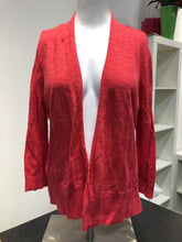 Load image into Gallery viewer, Cable & Gauge light knit cardi M