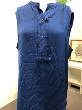 Load image into Gallery viewer, Banana Republic (outlet) satiny sleeveless top L