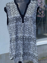 Load image into Gallery viewer, Marks & Spencer 20 UK/16 US