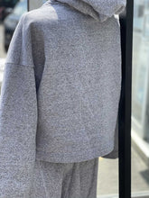 Load image into Gallery viewer, Odeyalo Cropped Sweater M/L