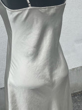 Load image into Gallery viewer, Wilfred Free Slip Dress XS