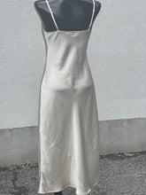 Load image into Gallery viewer, Wilfred Free Slip Dress XS