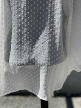 Load image into Gallery viewer, Banana Republic (outlet) Top Long Sleeve Sheer NWT L(Petite)