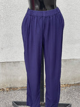 Load image into Gallery viewer, Zara Pants M