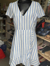 Load image into Gallery viewer, J Crew (outlet) Striped Lined Dress 6