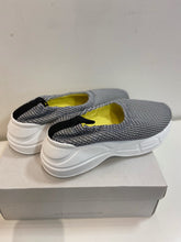 Load image into Gallery viewer, L'intervalle platform slip ons NWT 41