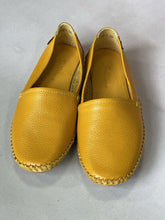 Load image into Gallery viewer, Sam Stone Sport Flats 39