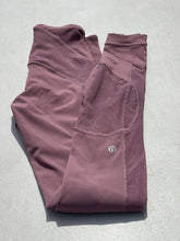 Load image into Gallery viewer, Lululemon Mesh Section Leggings 2