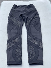 Load image into Gallery viewer, Lululemon Lace overlay Section Leggings 2