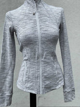 Load image into Gallery viewer, Lululemon Heathered Sweater 4