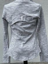 Load image into Gallery viewer, Lululemon Heathered Sweater 4