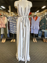 Load image into Gallery viewer, L'Atiste striped jumper M