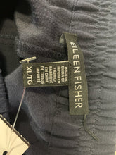 Load image into Gallery viewer, Eileen Fisher Pants XL