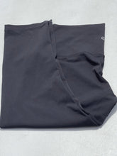 Load image into Gallery viewer, Lululemon Cropped Leggings 10