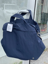 Load image into Gallery viewer, Lululemon on my level Handbag NWT