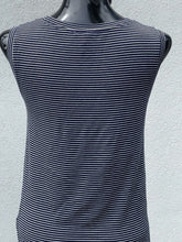 Load image into Gallery viewer, Cable and Gauge Knot Top S