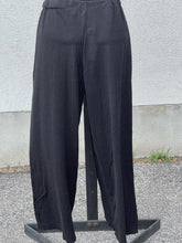 Load image into Gallery viewer, Gudrun Sjoden Cotton Pants L