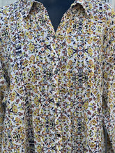 Load image into Gallery viewer, Eddie Beauer Button Up floral Top XXL
