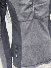 Load image into Gallery viewer, Lululemon Sweater 12