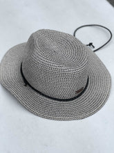 Load image into Gallery viewer, Roots Trail Fedora Hat NWT O/S