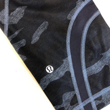 Load image into Gallery viewer, Lululemon camo capris 10