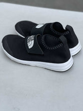 Load image into Gallery viewer, The North Face Sneakers 8.5
