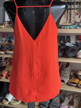 Load image into Gallery viewer, H&M Tank 6
