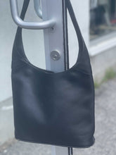 Load image into Gallery viewer, Longchamp Handbag