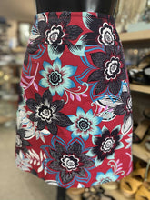 Load image into Gallery viewer, Talbots Floral Skirt 4